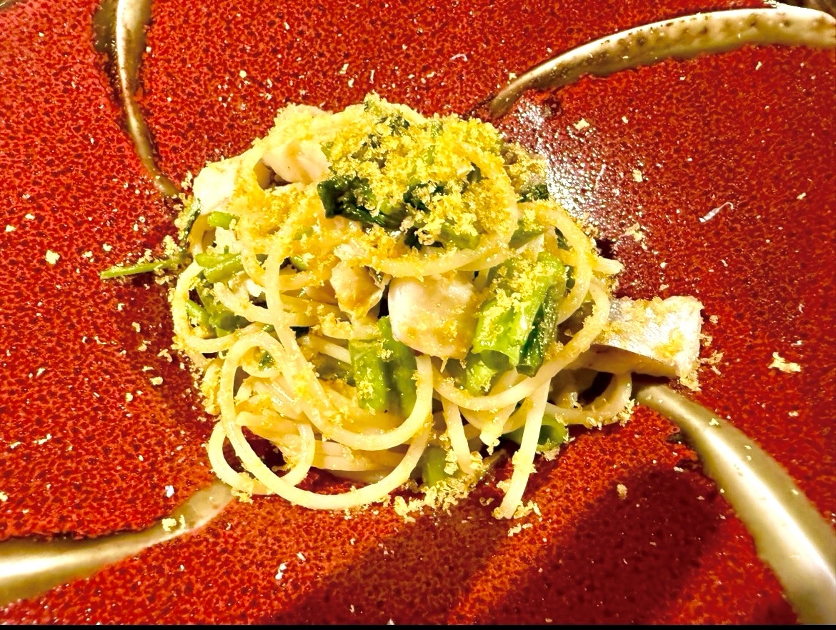 九州産カマスと空芯菜のアーリオオーリオ