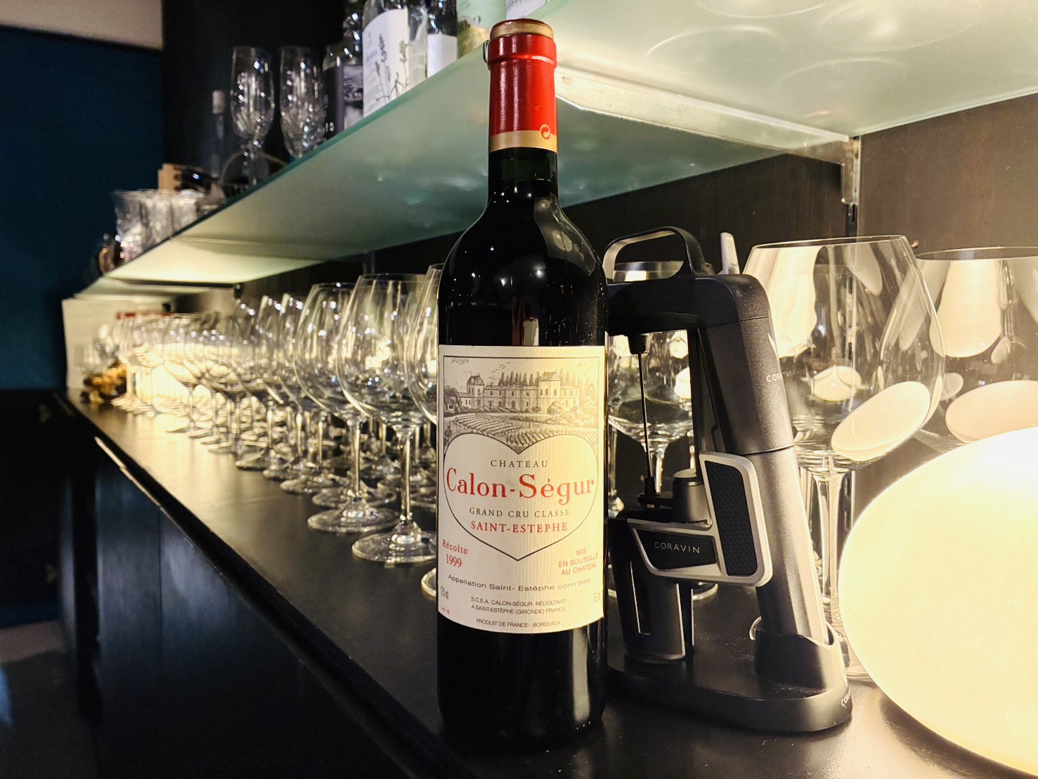 カロンセギュール1999をグラスで楽しめる